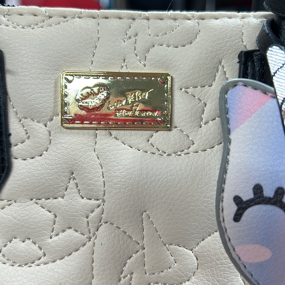 NWOT BETSEY JOHNSON LUV BETSEY crossbody pink and cream quilted kitchen pattern - Picture 2 of 14